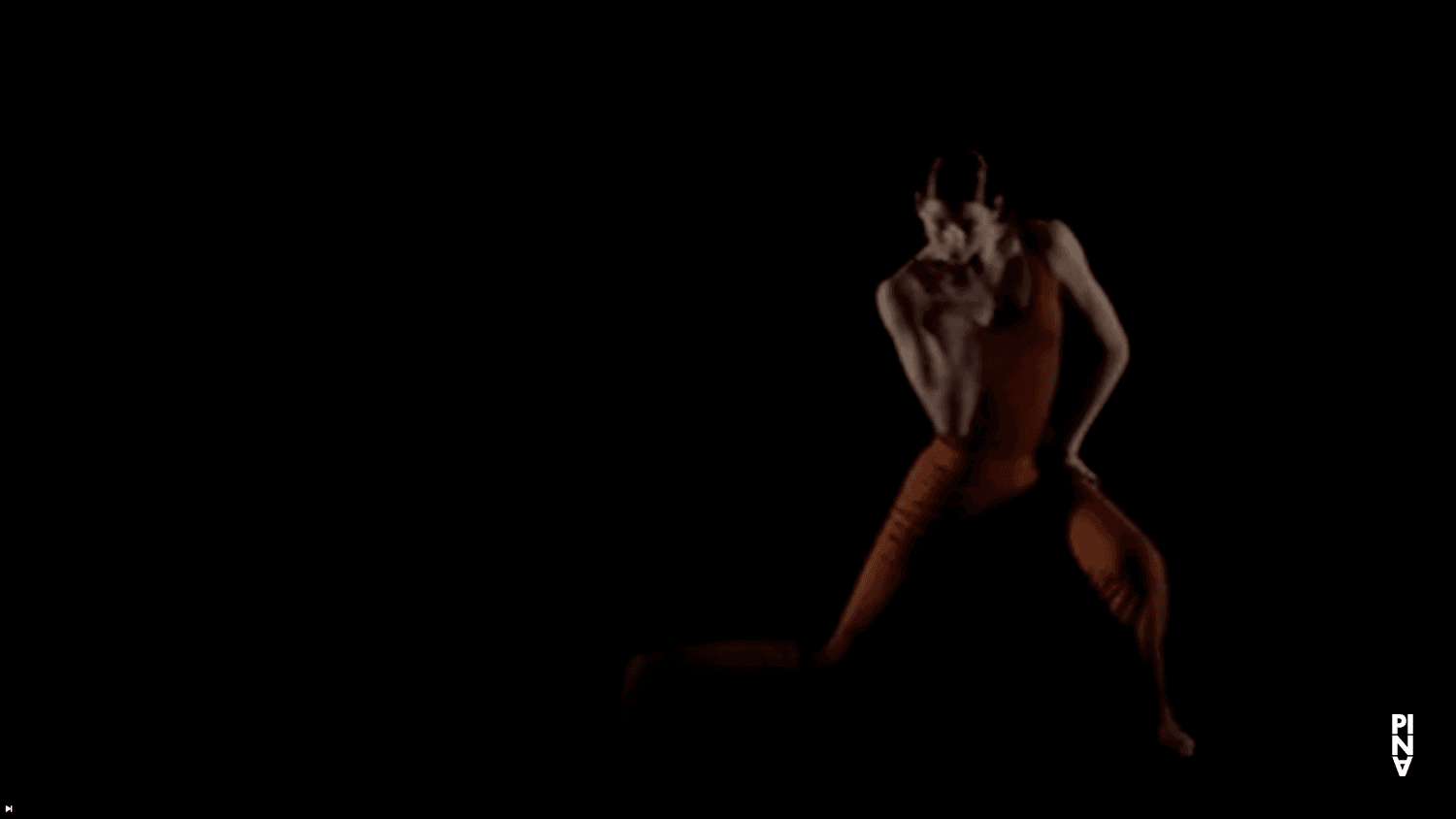 „PHILIPS 836 887 DSY“ de Pina Bausch interprété par Eva Pageix