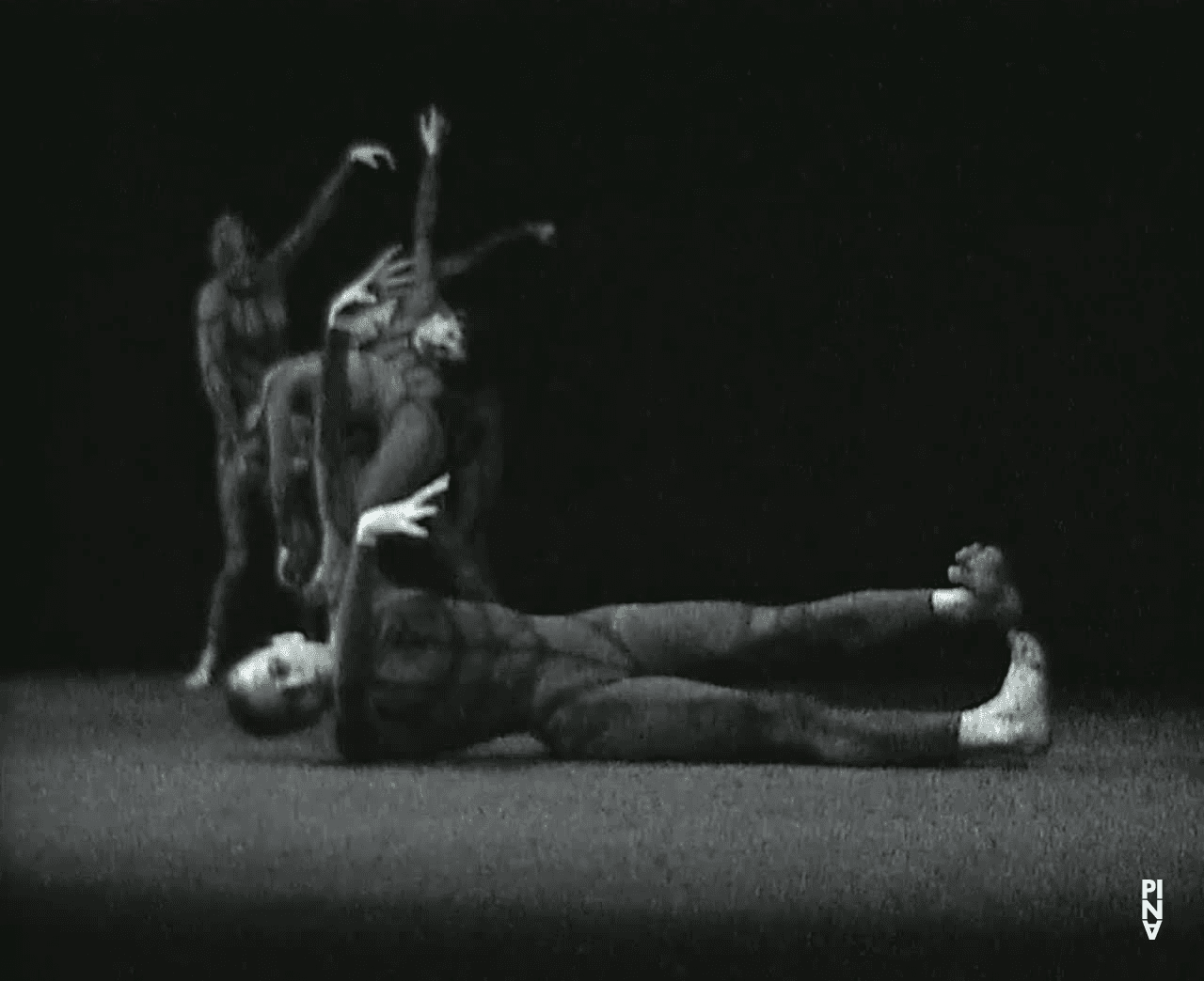 „Nachnull“ von Pina Bausch (2/2)